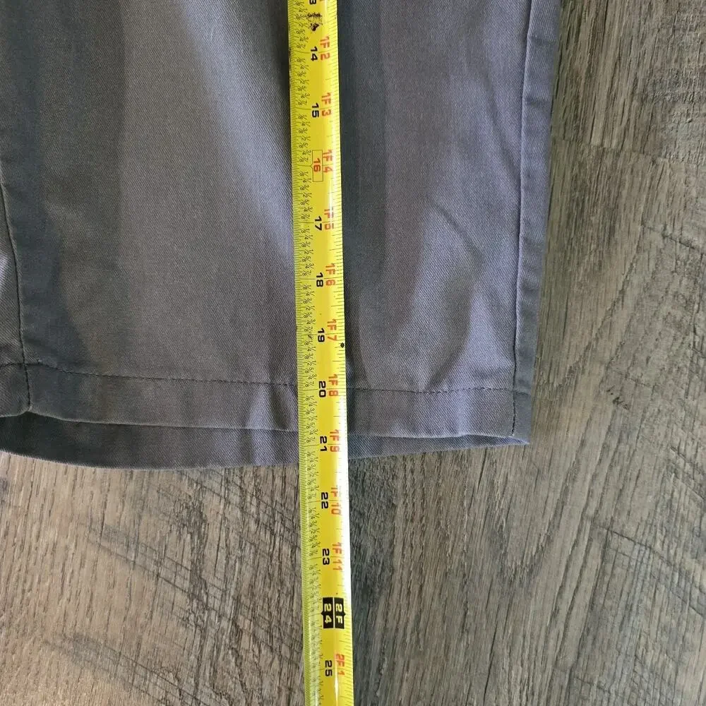 Dickies FLEX Men's Regular Fit Work Shorts Gray Size 32 Utility Flat Front